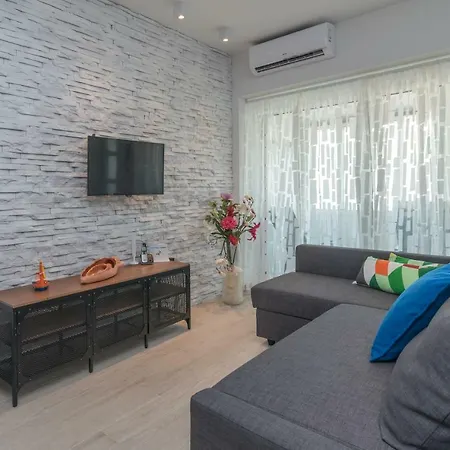 Santa Lucia Apartment Trogir Exterior photo